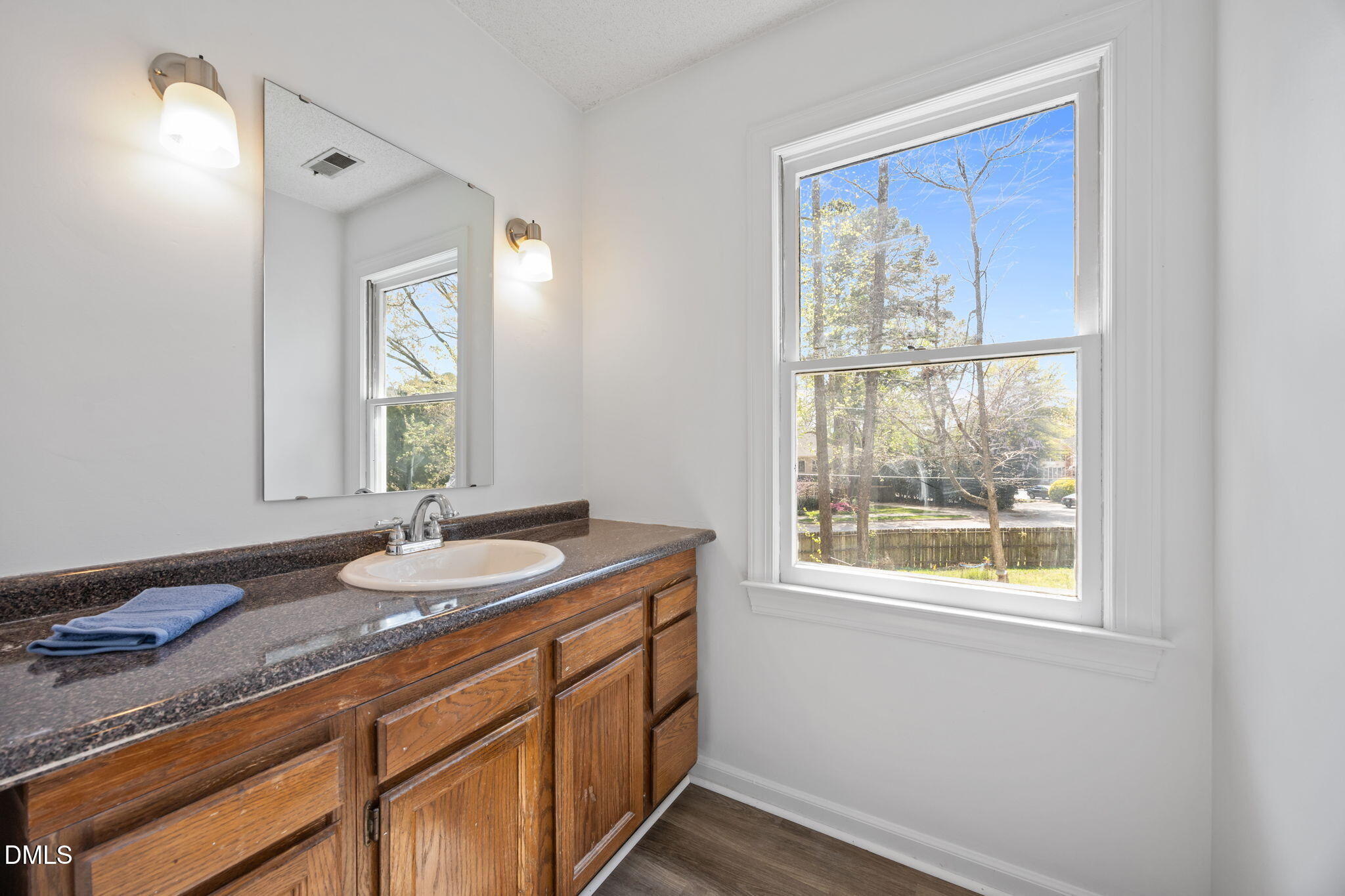 6505 Wooden Shoe Lane Raleigh, NC 27613 - Photo 26 of 33 36-web-or-mls-IMG_2536
