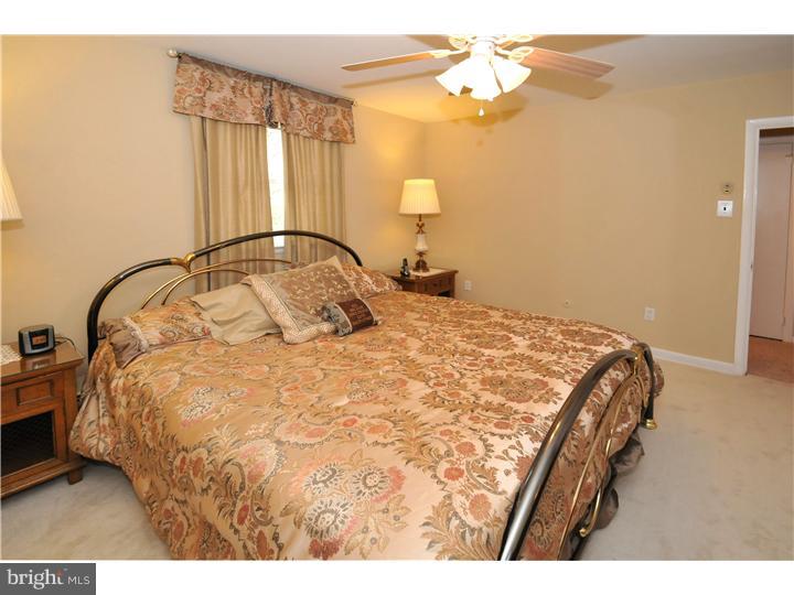 376 Welsh Road Huntingdon Valley, PA 19006 - Photo 12 of 24