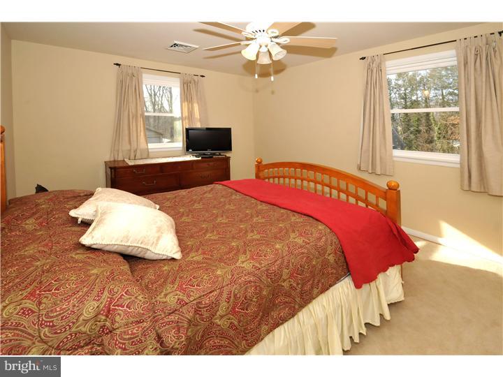 376 Welsh Road Huntingdon Valley, PA 19006 - Photo 14 of 24