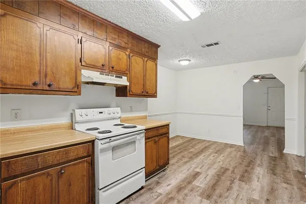 $1,200 | 165 Plum Orchard Road, Unit B, Covington, GA 30016