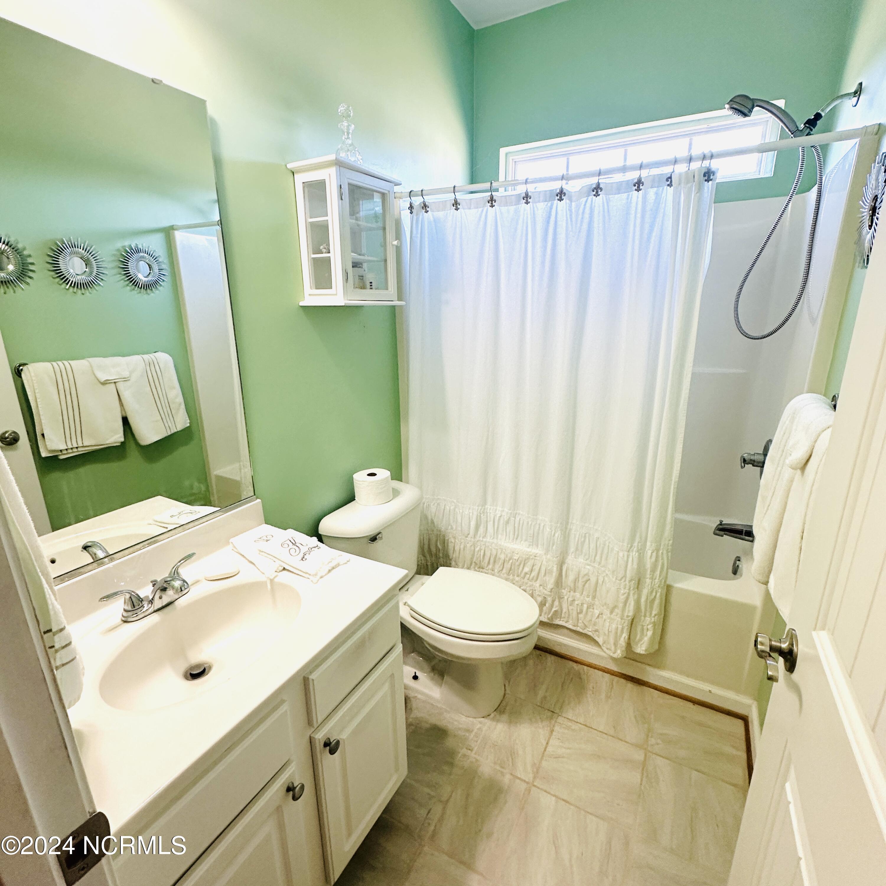 104 Middlesbrough Lane Edenton, NC 27932 - Photo 17 of 21 Bath 2