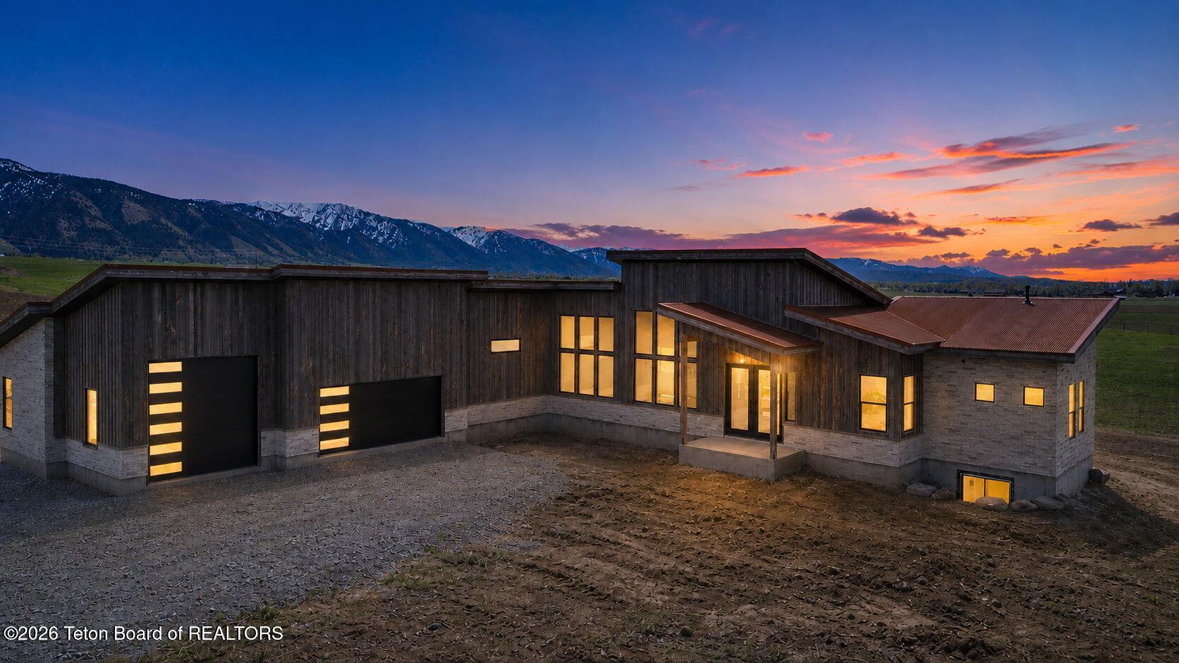 204 Dick Casull Loop Twilight