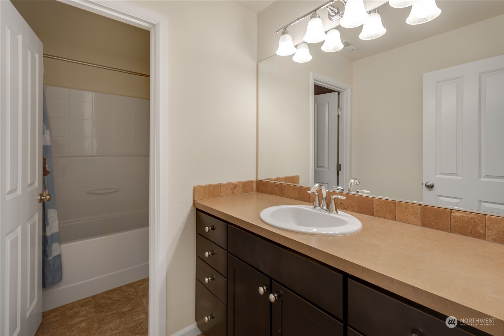 16316 Southeast 138th Place Renton, WA 98059 - Photo 23 of 28 Gallery Image 23