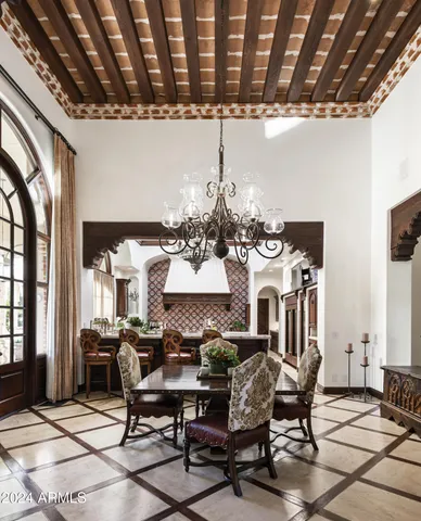 $21,950,000 | 6161 North 59th Place, Paradise Valley, AZ 85253