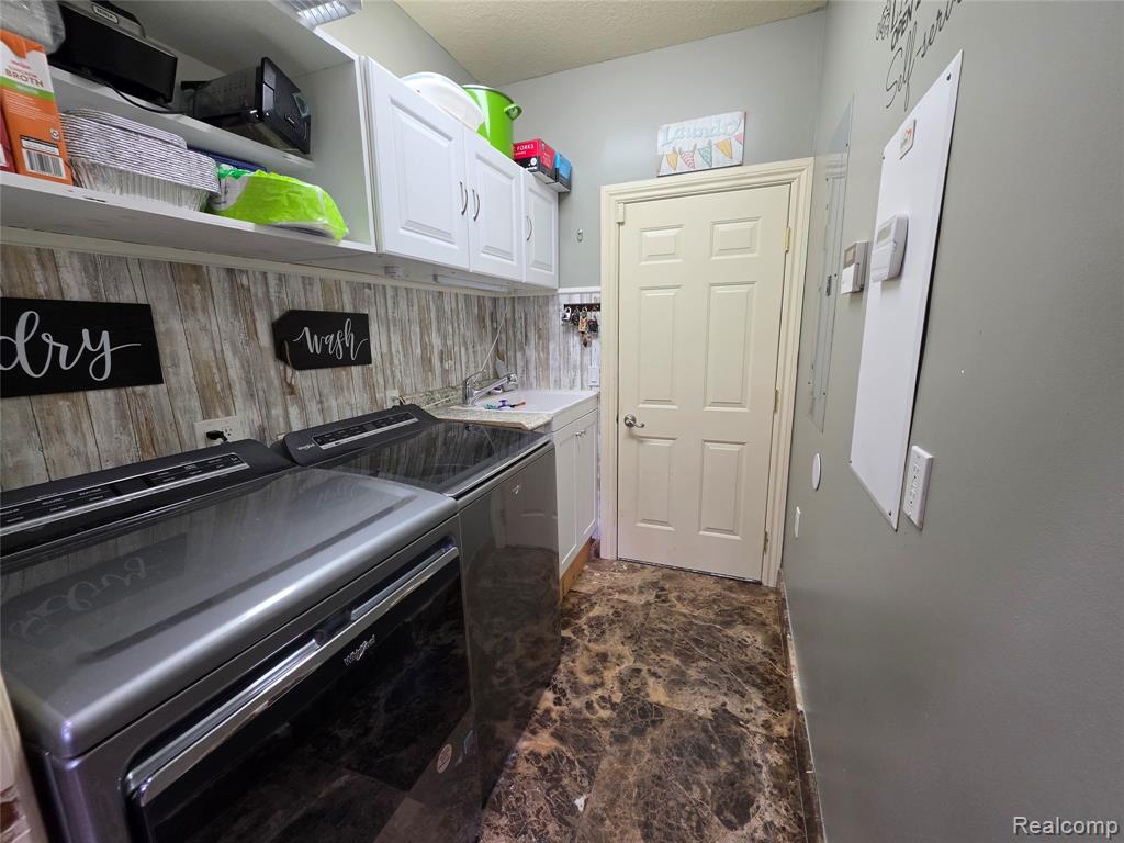 5150 West Carpenter Road Flint, MI 48504 - Photo 11 of 33