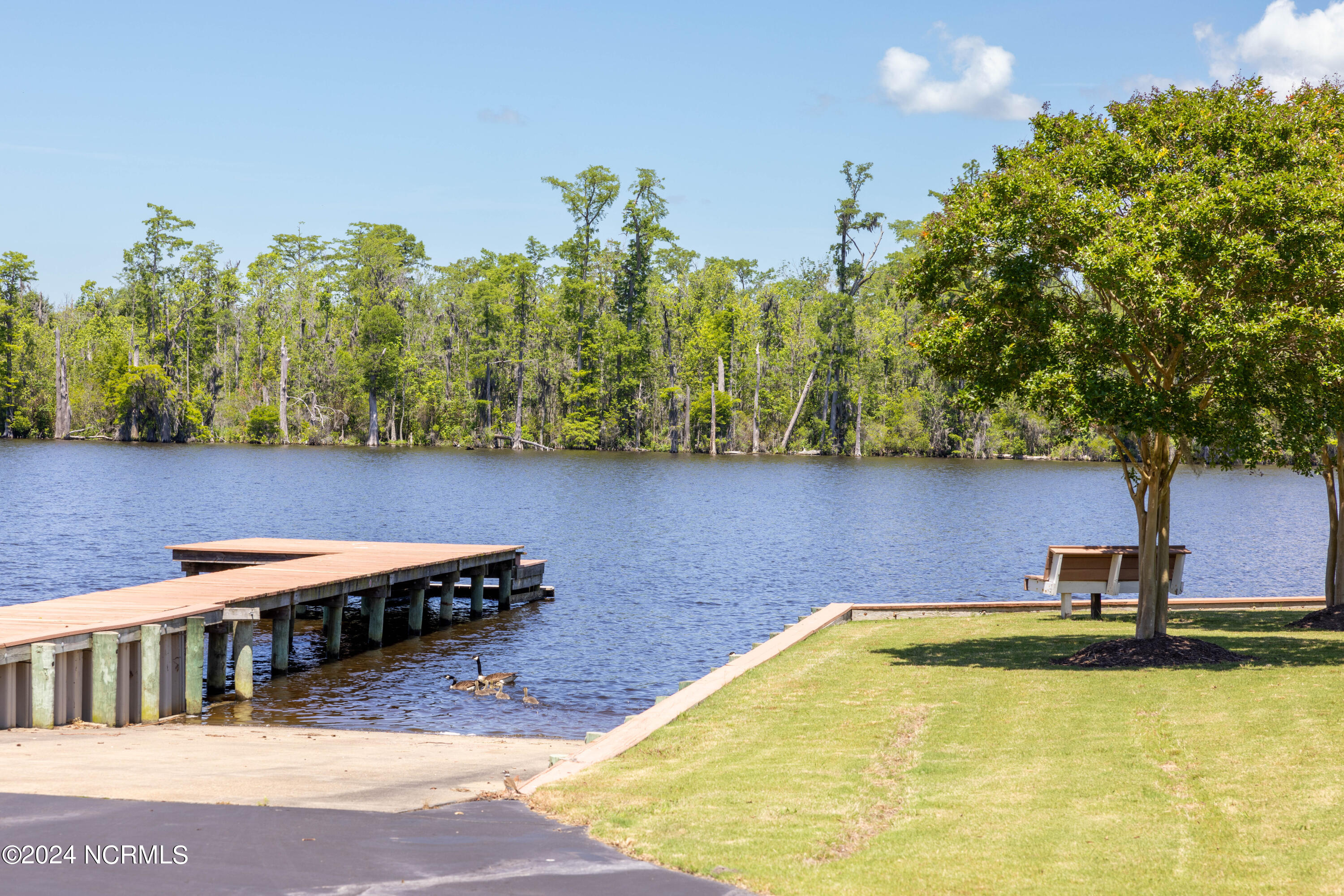 404 Plumtree Circle Edenton, NC 27932 - Photo 10 of 11 Boat Ramp