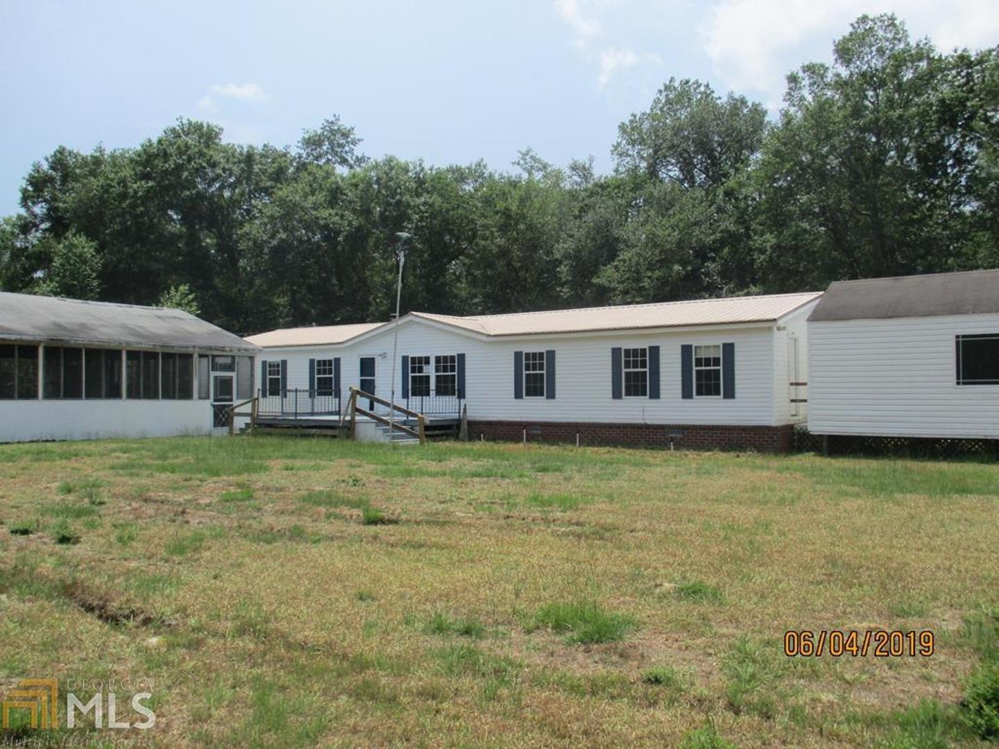 132 Neal Road Pembroke, GA 31321 - Photo 1 of 1