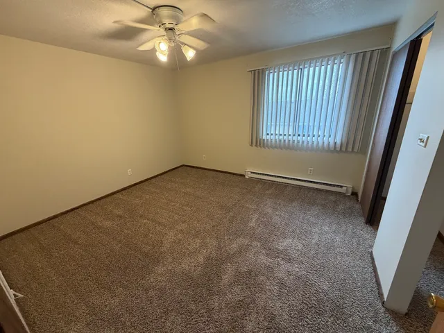 $1,100 | 352 North Birch Street, Unit 10, Manteno, IL 60950