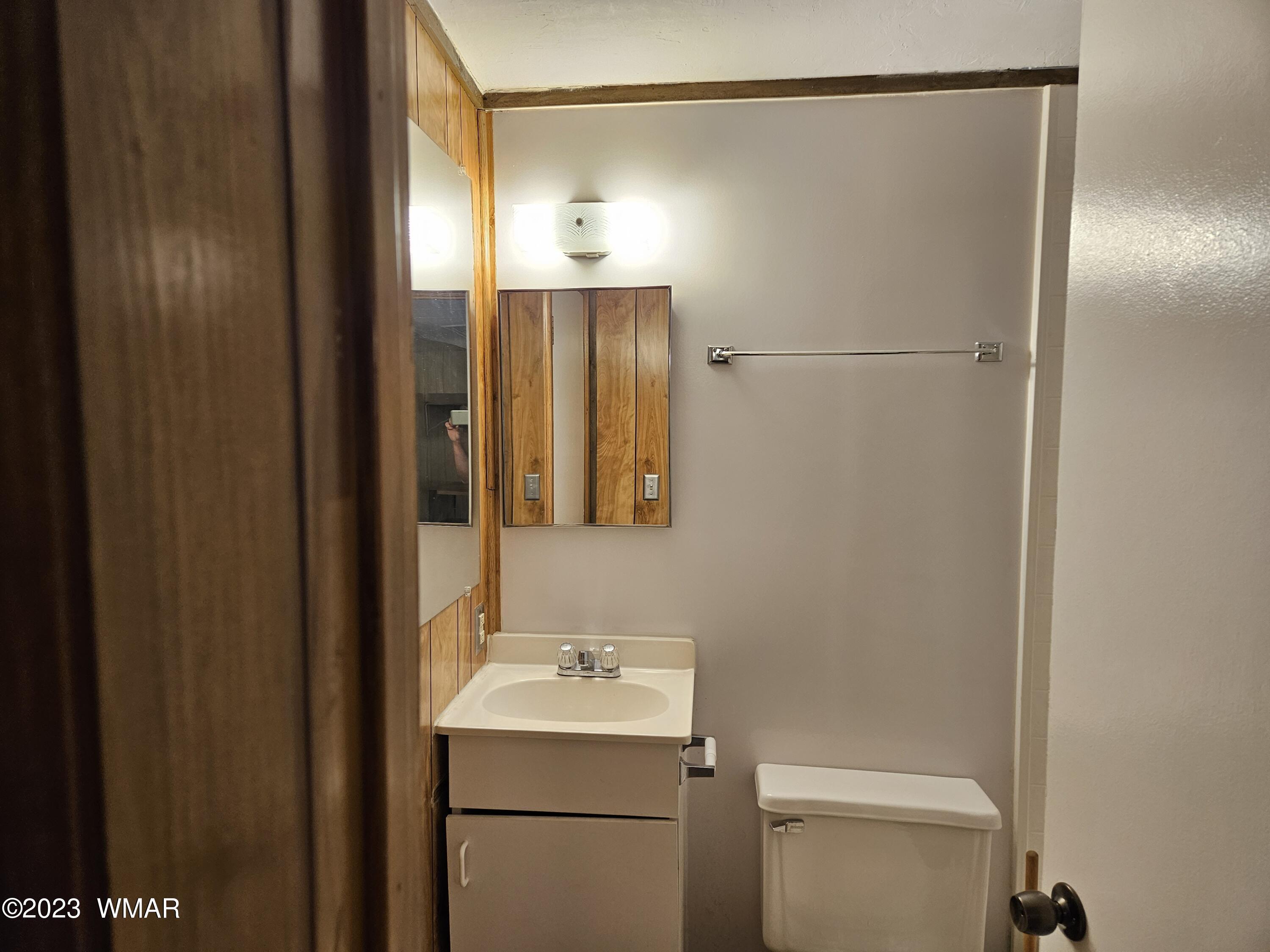 3411 Top View Road Overgaard, AZ 85933 - Photo 17 of 24 Gallery Image 17