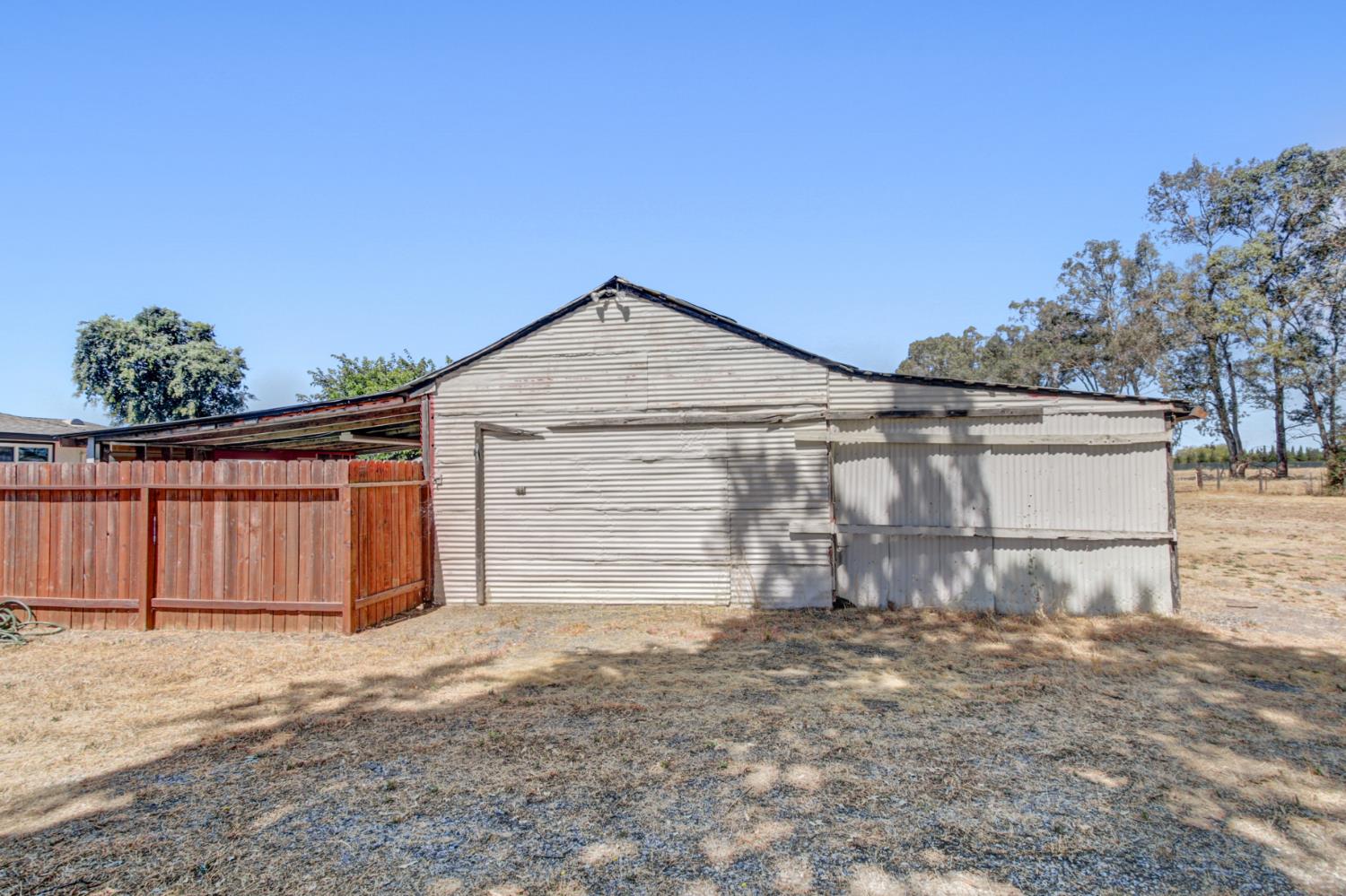 9529 Sheldon Road Elk Grove, CA 95624 - Photo 54 of 68