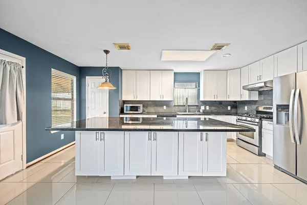 $2,500 | 16326 Virginia Grace Drive, Sugar Land, TX 77498