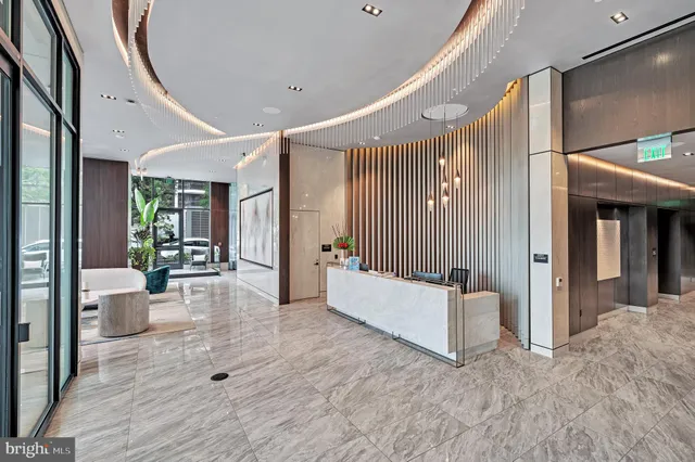 $5,000 | 1781 North Pierce Street, Unit 604, Arlington, VA 22209