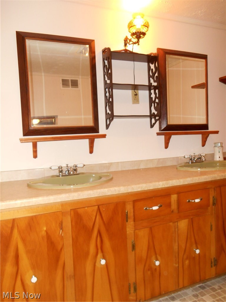 2956 Farmdale Road Akron, OH 44312 - Photo 10 of 31 Gallery Image 10