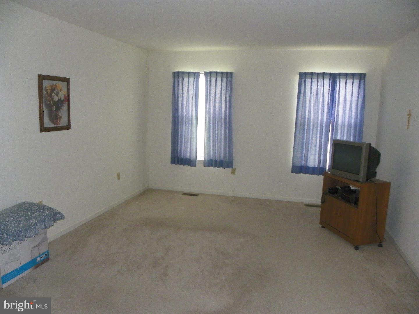 27 Isabella Road Elverson, PA 19520 - Photo 13 of 19 Bedroom - Main