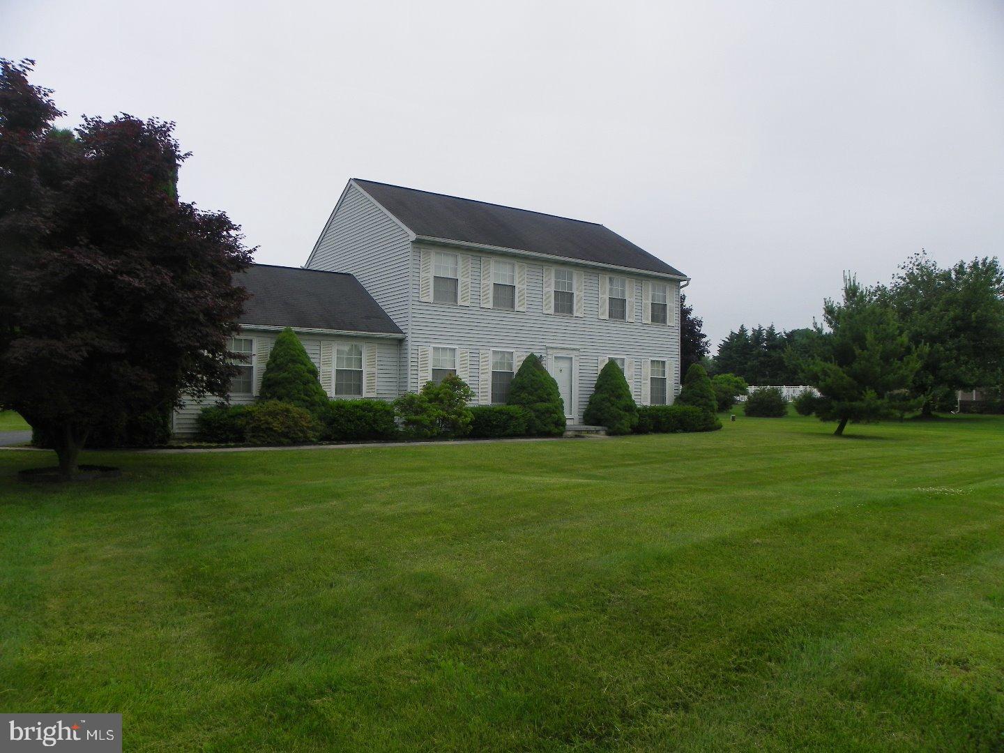27 Isabella Road Elverson, PA 19520 - Photo 3 of 19 Exterior Front