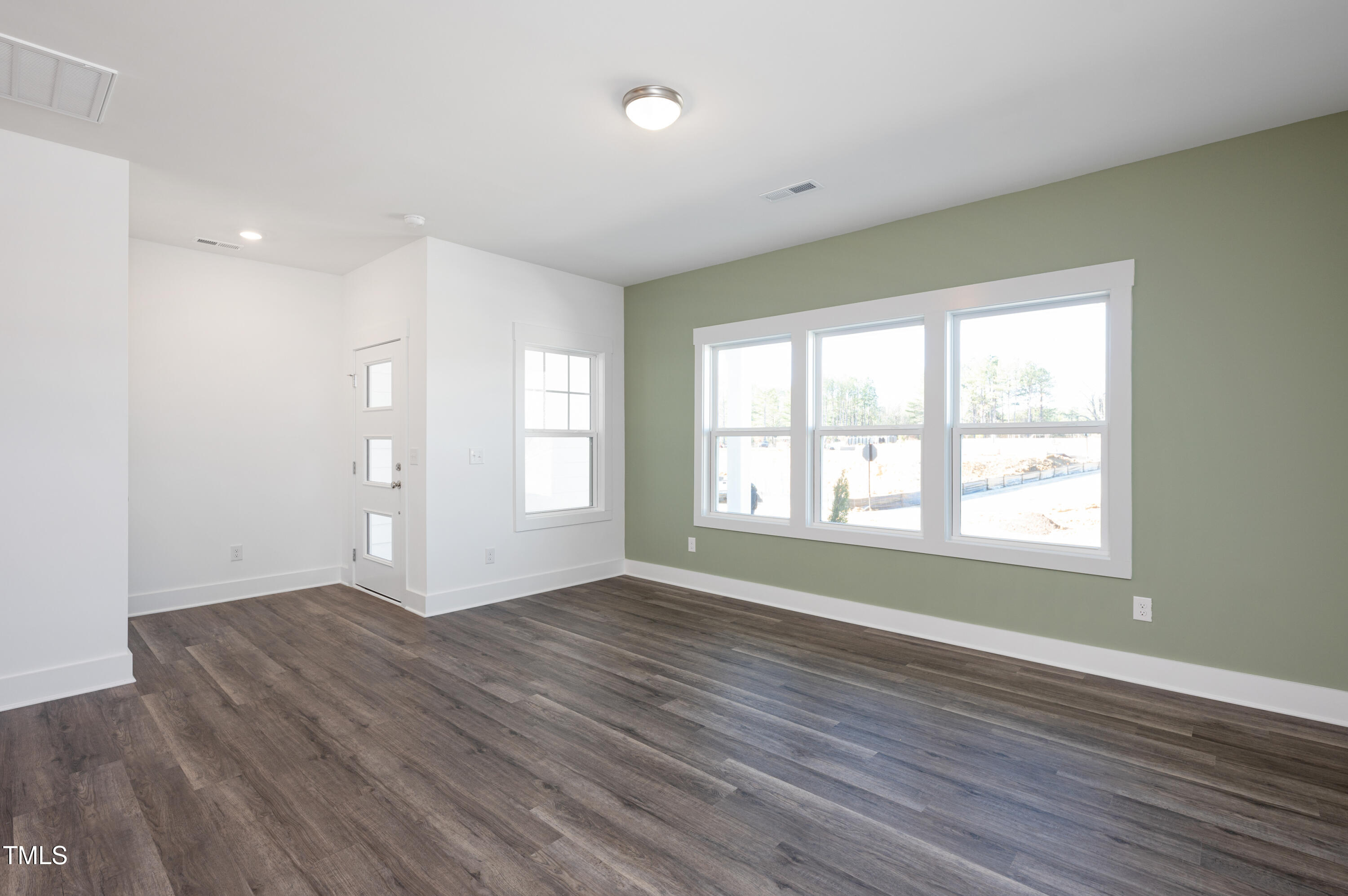 3920 Willow Gate Way Raleigh, NC 27604 - Photo 4 of 21 AP2-0303_Someway_B_Family