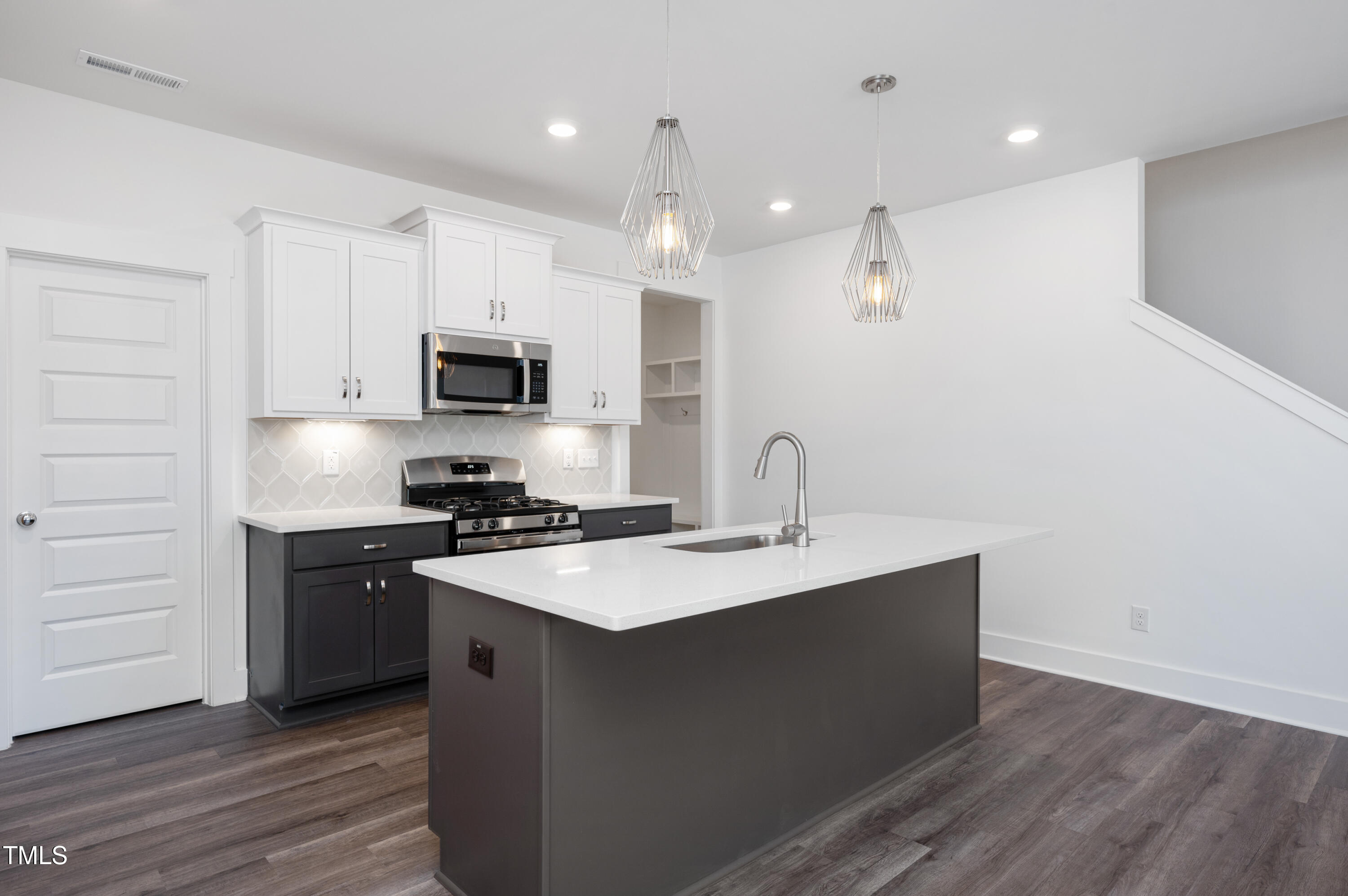 3920 Willow Gate Way Raleigh, NC 27604 - Photo 6 of 21 AP2-0303_Someway_B_Kitchen3