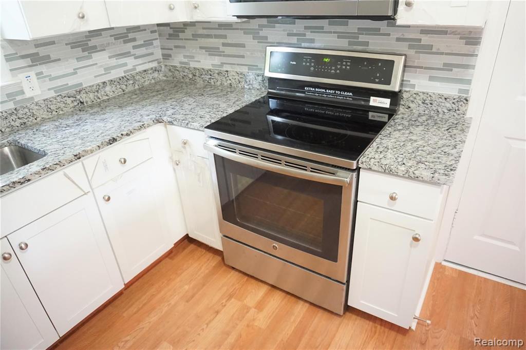 22541 Berg Road Southfield, MI 48033 - Photo 12 of 30