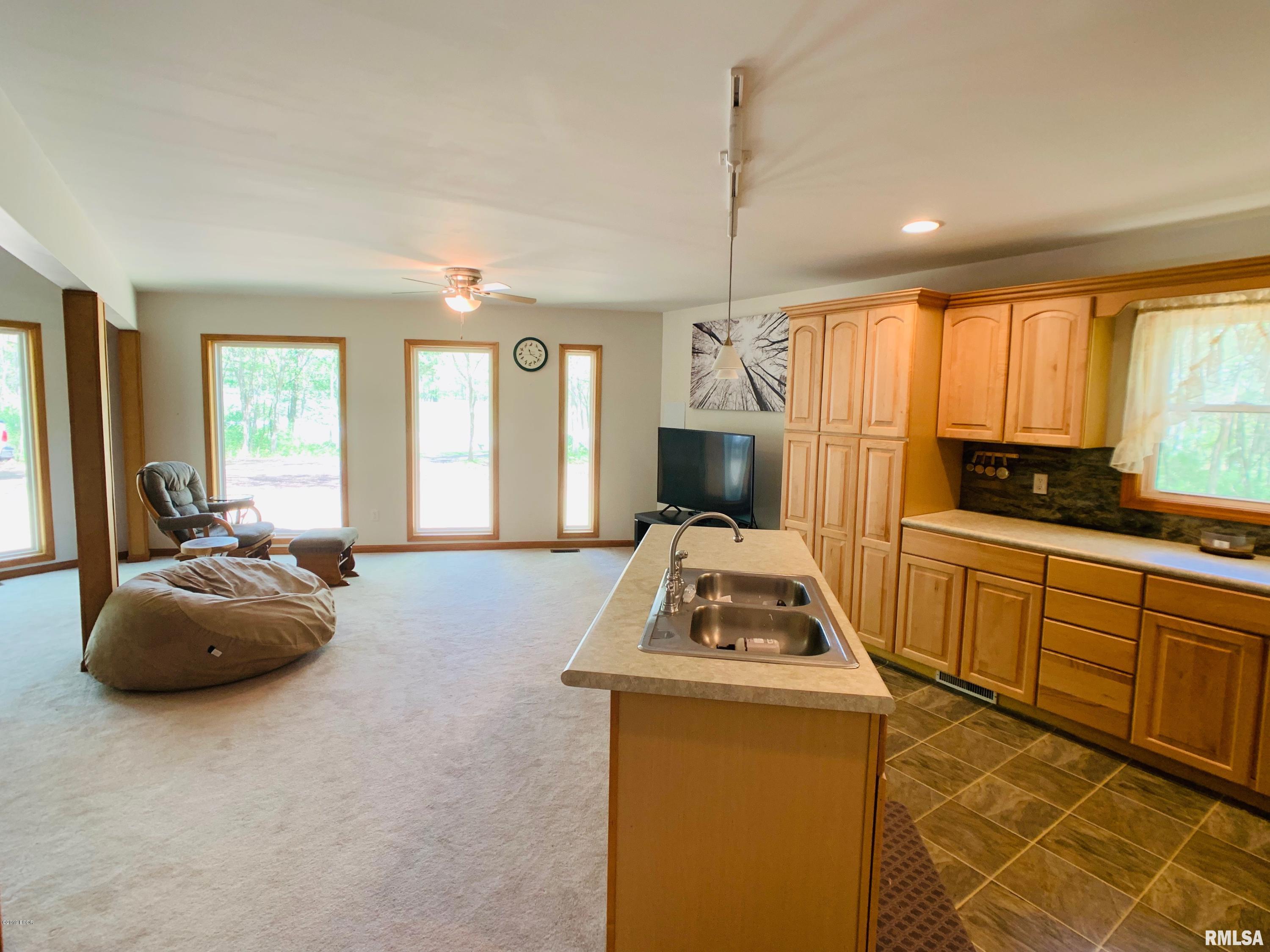 3955 Galatia Road Galatia, IL 62935 - Photo 11 of 36 Gallery Image 11