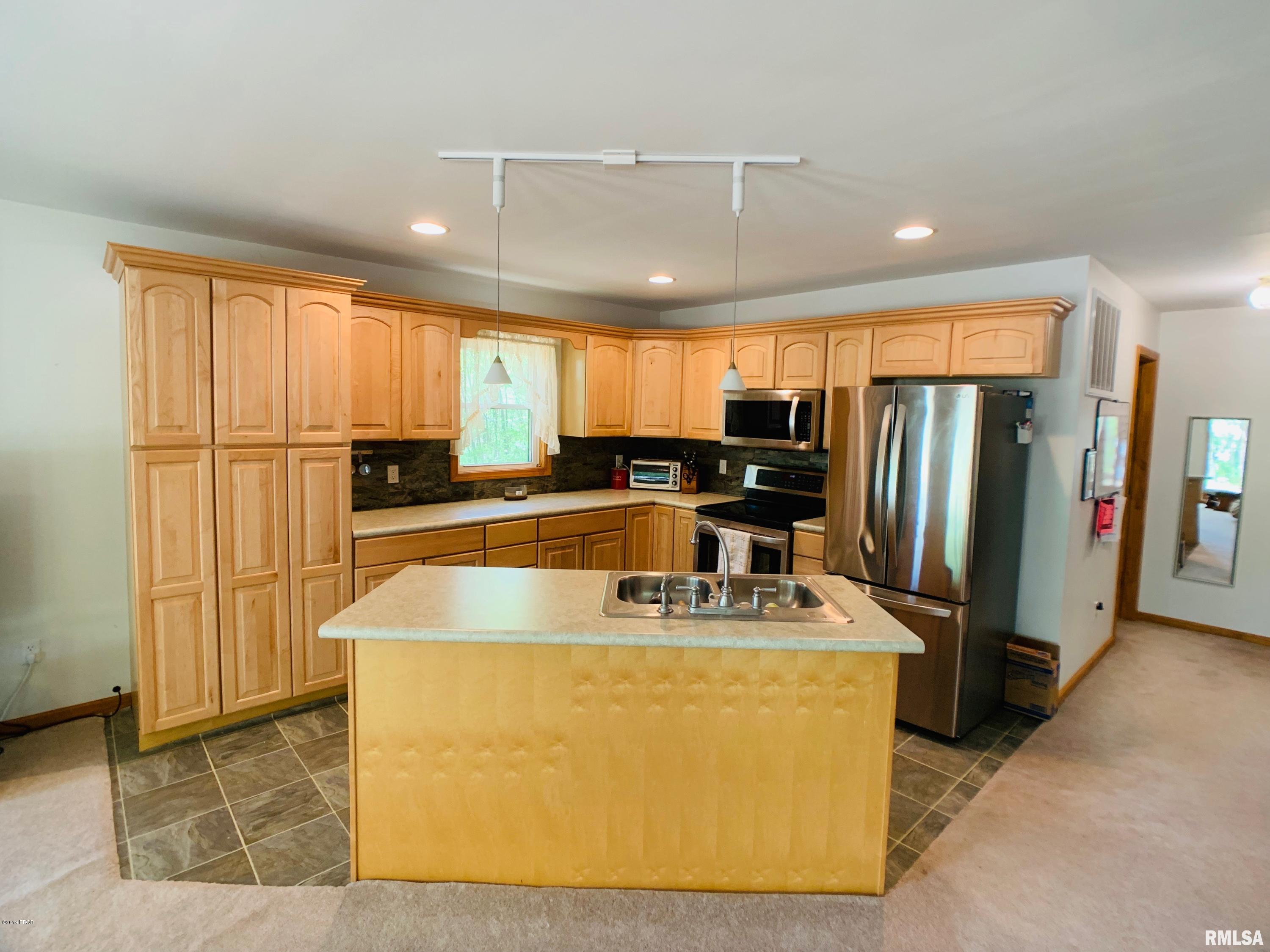 3955 Galatia Road Galatia, IL 62935 - Photo 9 of 36 Gallery Image 9