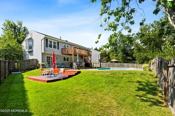 $660,000 | 10 Cove Court, Howell, NJ 07731