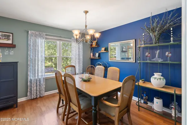 $660,000 | 10 Cove Court, Howell, NJ 07731