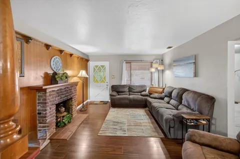 $435,000 | 4550 Green Tree Drive, Sacramento, CA 95823