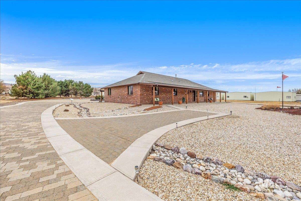 10514 Airpark Loop Road Melba, ID 83641 - Photo 32 of 50