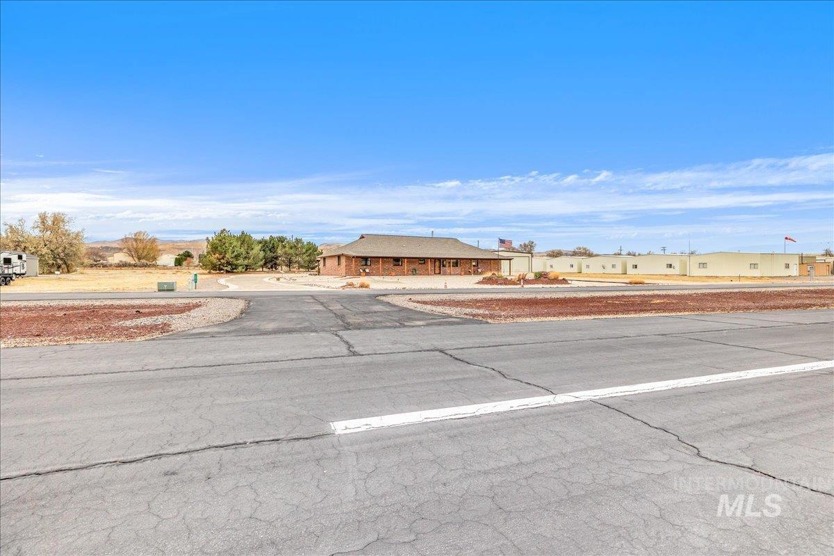 10514 Airpark Loop Road Melba, ID 83641 - Photo 33 of 50