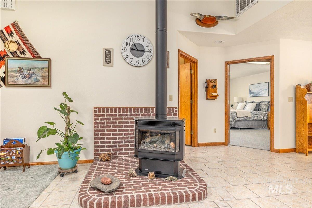 10514 Airpark Loop Road Melba, ID 83641 - Photo 9 of 50