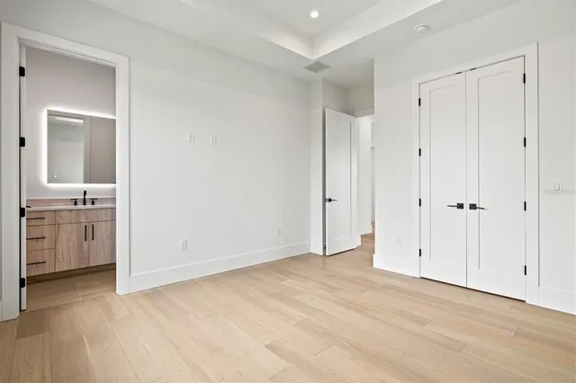 $5,650,000 | 524 Halyard Lane, Longboat Key, FL 34228