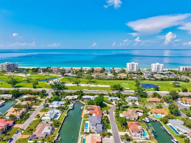 $5,650,000 | 524 Halyard Lane, Longboat Key, FL 34228