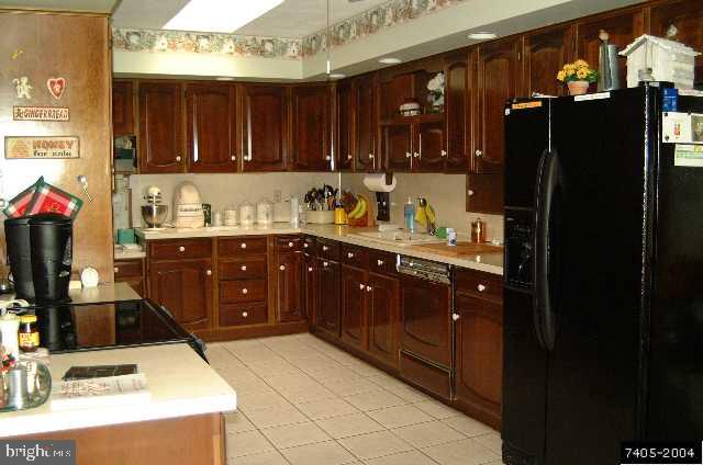 1299 Tower Road York, PA 17406 - Photo 3 of 9 Gallery Image 3