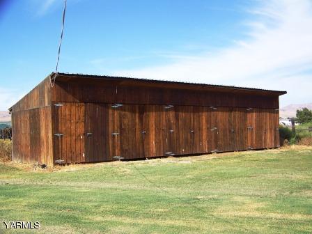 2607 Beaudry Road Yakima, WA 98901 - Photo 2 of 28 a view of a backyard