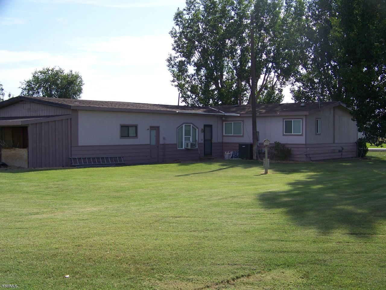 2607 Beaudry Road Yakima, WA 98901 - Photo 12 of 28 a view of house with outdoor space