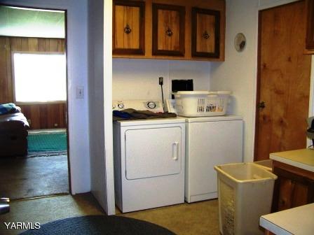 2607 Beaudry Road Yakima, WA 98901 - Photo 7 of 28 a utility room with a sink a washer and dryer