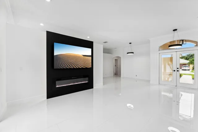 $5,000 | 6009 Royal Birkdale Drive, Lake Worth, FL 33463