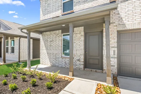 $2,100 | 17331 Glacier Forest Lane, Crosby, TX 77532