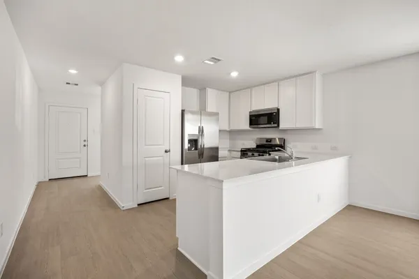 $2,100 | 17331 Glacier Forest Lane, Crosby, TX 77532