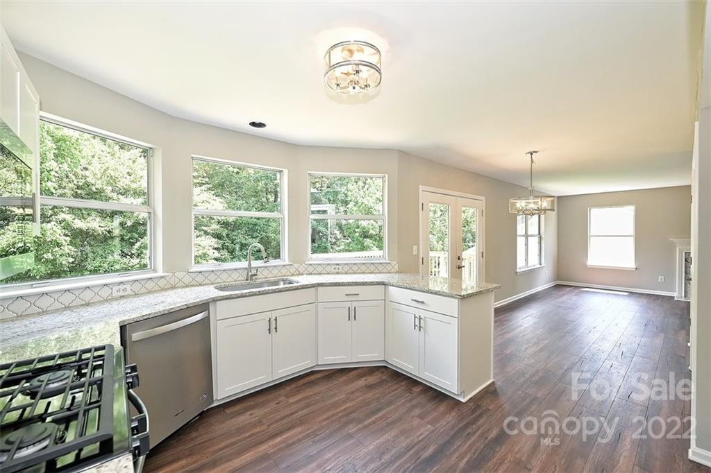 9905 Dunfries Road Matthews, NC 28105 - Photo 17 of 38
