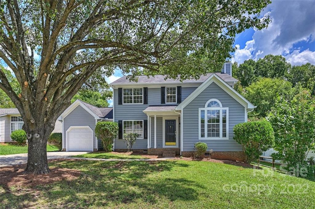 9905 Dunfries Road Matthews, NC 28105 - Photo 2 of 38