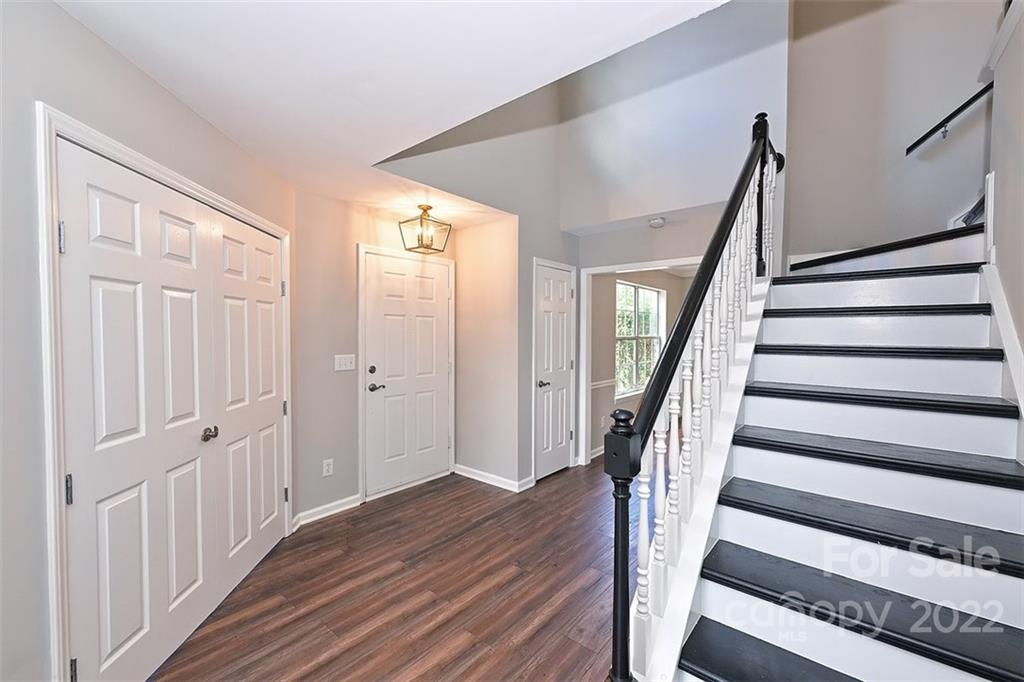 9905 Dunfries Road Matthews, NC 28105 - Photo 7 of 38