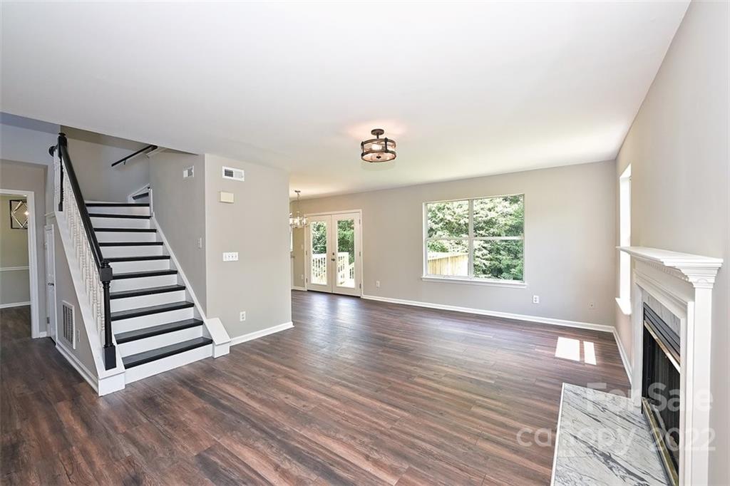9905 Dunfries Road Matthews, NC 28105 - Photo 10 of 38