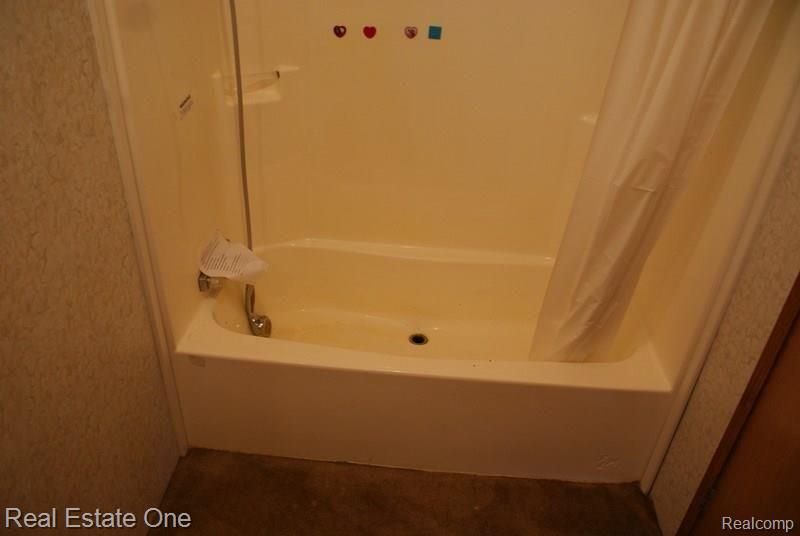 3681 Williams Road Columbiaville, MI 48421 - Photo 10 of 23