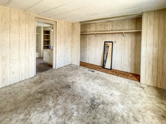 216 Valley Road Bishop, CA 93514 - Photo 11 of 27 an empty room with windows and entryway