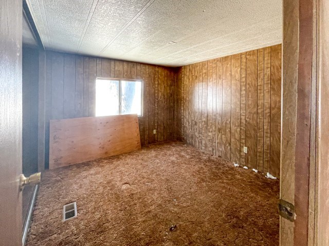 216 Valley Road Bishop, CA 93514 - Photo 15 of 27 a view of entryway with wooden floor
