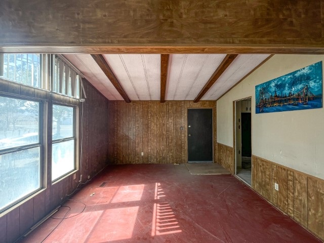 216 Valley Road Bishop, CA 93514 - Photo 5 of 27 a view of entryway