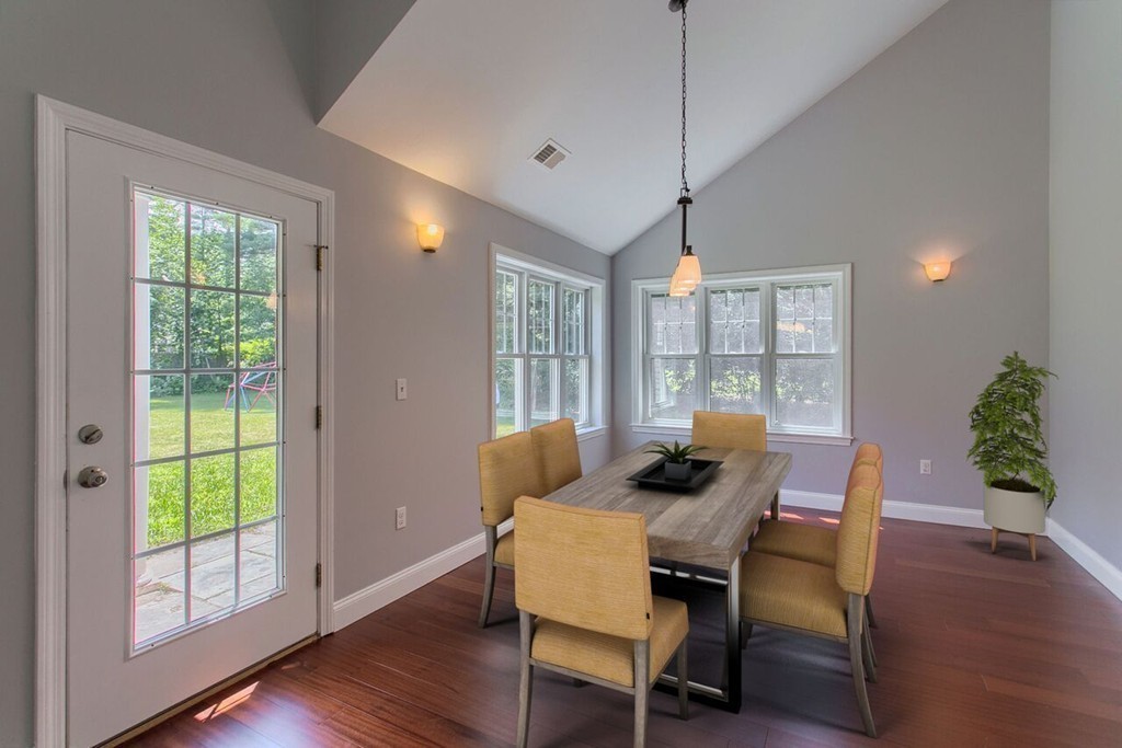 242 Hudson Road Stow, MA 01775 - Photo 13 of 30