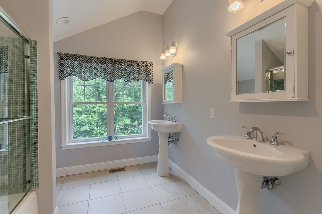 242 Hudson Road Stow, MA 01775 - Photo 20 of 30