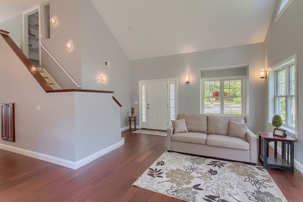 242 Hudson Road Stow, MA 01775 - Photo 7 of 30
